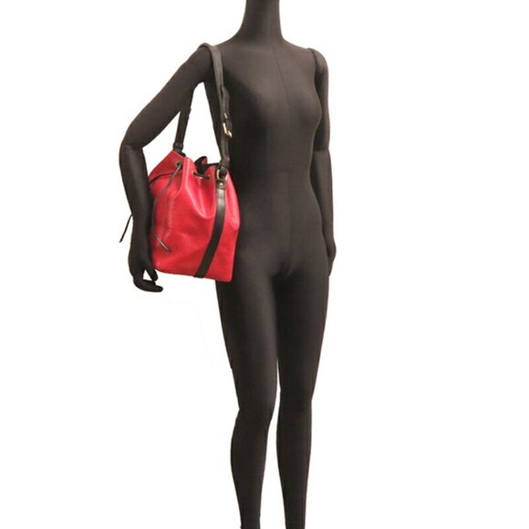 LOUIS VUITTON Red Shoulder Bag - Picture 9 of 10